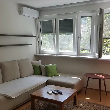 Music Apartament *